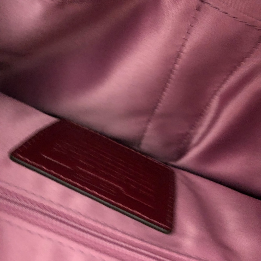 Purses - Picture 3 of 4
